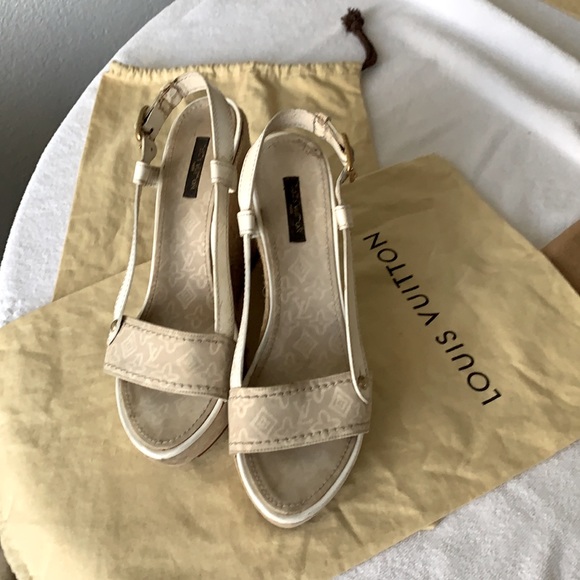 Louis Vuitton Monogram wedges! Rare - Picture 4 of 11